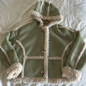 UO Green Suede Shearling Cropped Hooded Jacket | cozy Urban Outfitters Coat